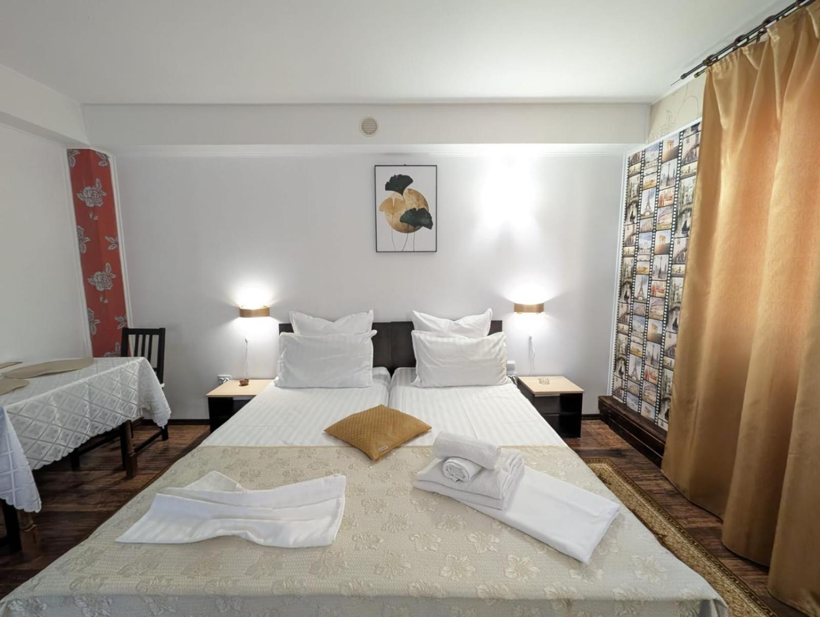Casa Helen House, Iasi Hotel Valea Adanca ภายนอก รูปภาพ